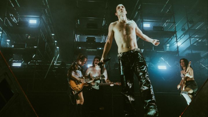 Wos incendió Obras Sanitarias - FM Rock & Pop 95.9