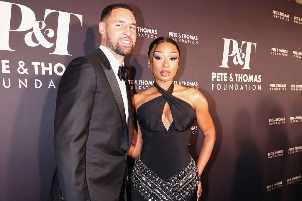 Megan Thee Stallion sorprende a Klay Thompson con Bone Thugs-N-Harmony