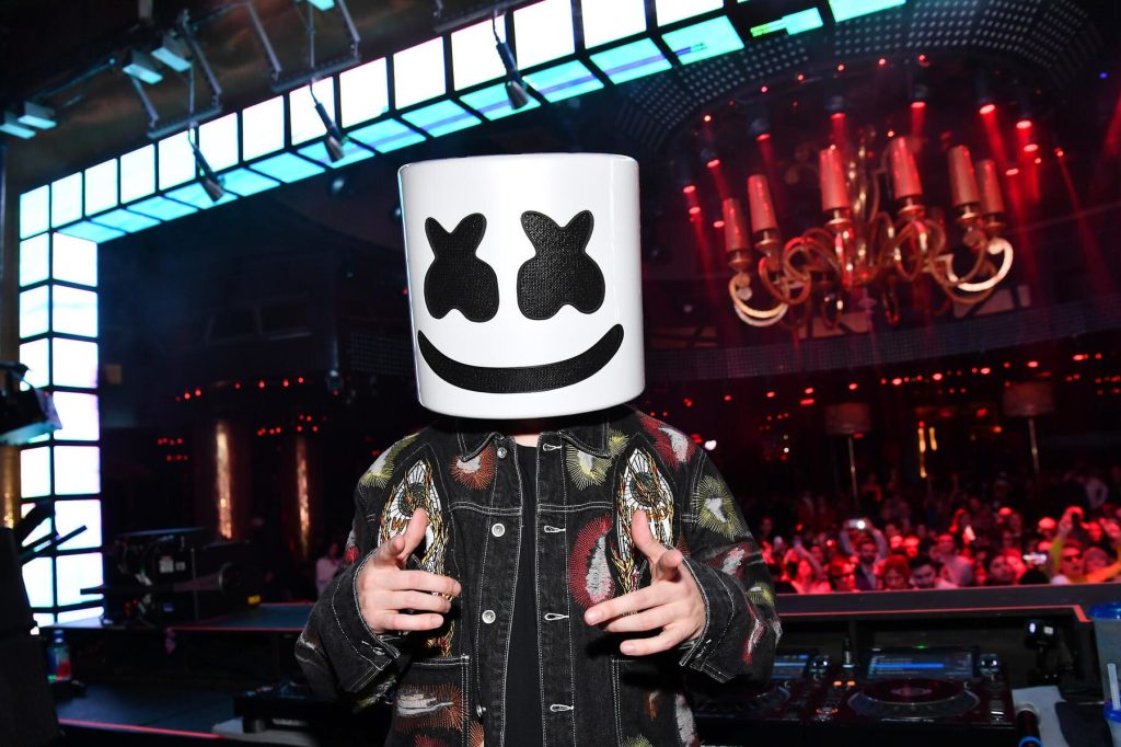 Calvin Harris, Mau P, Diplo y más