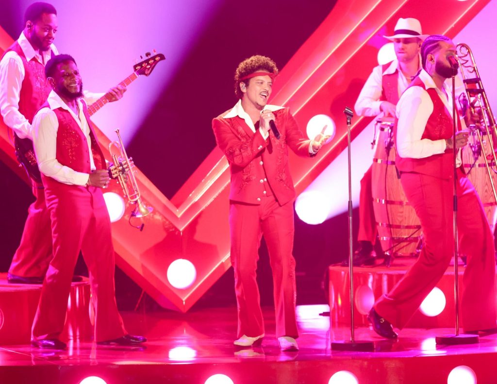 Encuesta sobre el mejor lanzamiento de música nueva de esta semana