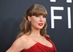 Taylor Swift felicita a la esquiadora olímpica Breezy Johnson por su