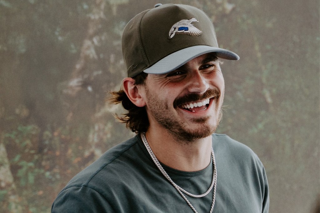 'Brunette' de Tucker Wetmore: la historia detrás de la canción