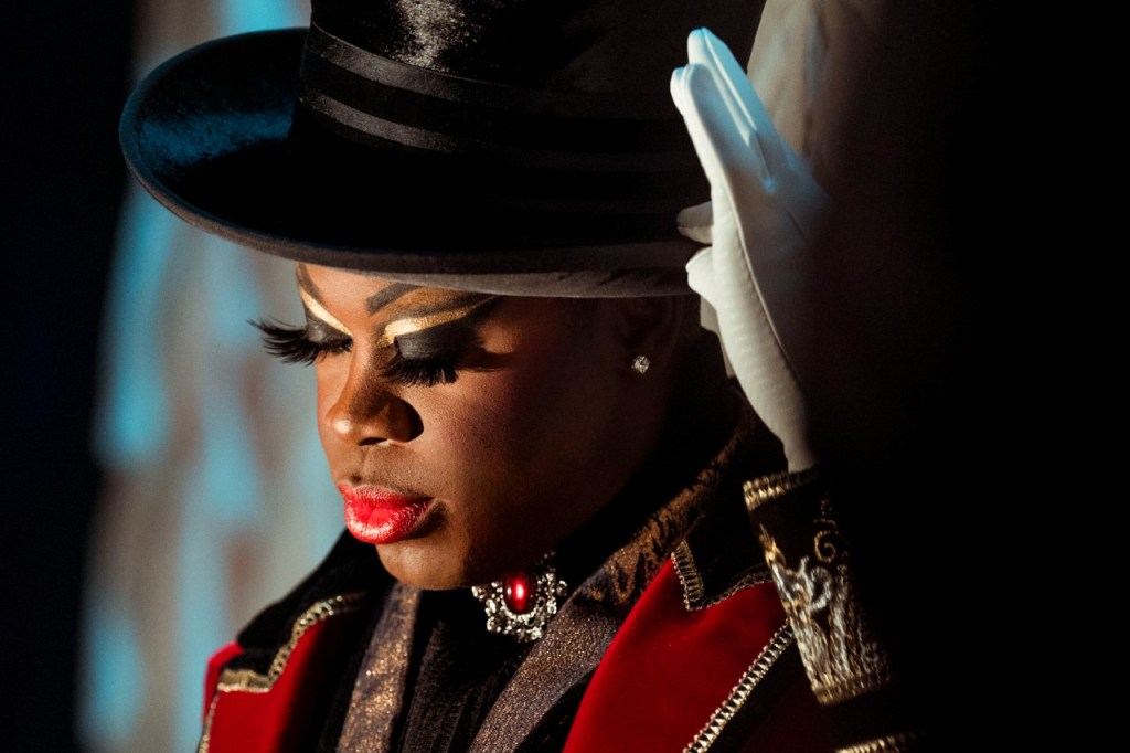 Bob the Drag Queen habla sobre 'Moulin Rouge' de Broadway y el podcast Traitors