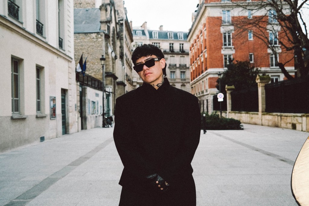 Álbum de Junior H, Julieta Venega y más lanzamientos