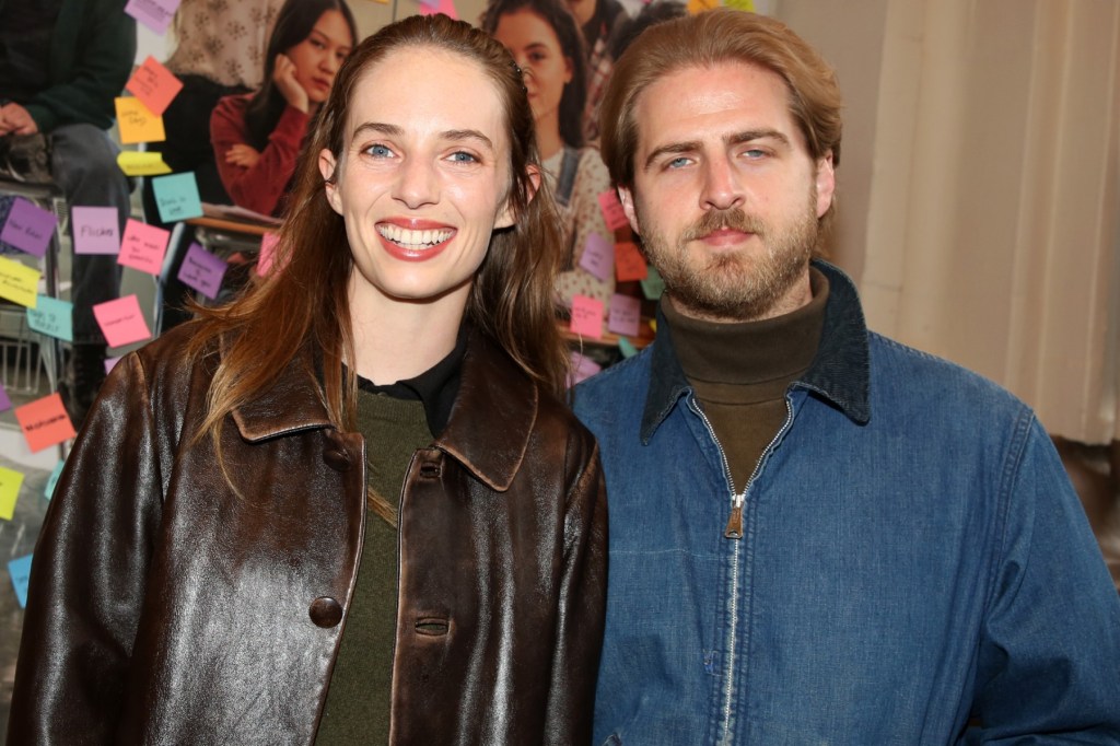 Maya Hawke y Christian Lee Hutson se casan en la boda del día de San Valentín