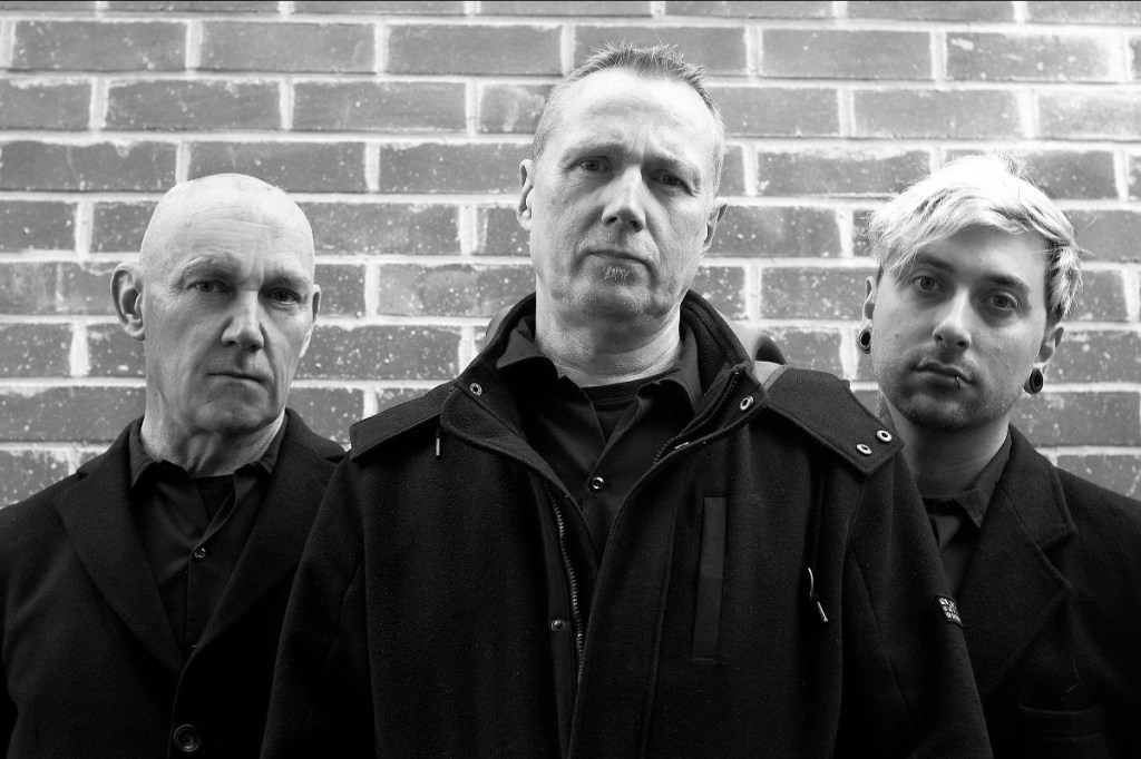 Mark of Cain Singer se declara trans