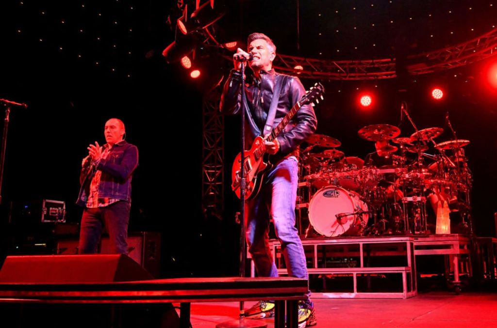 Cómo mirar en vivo en línea