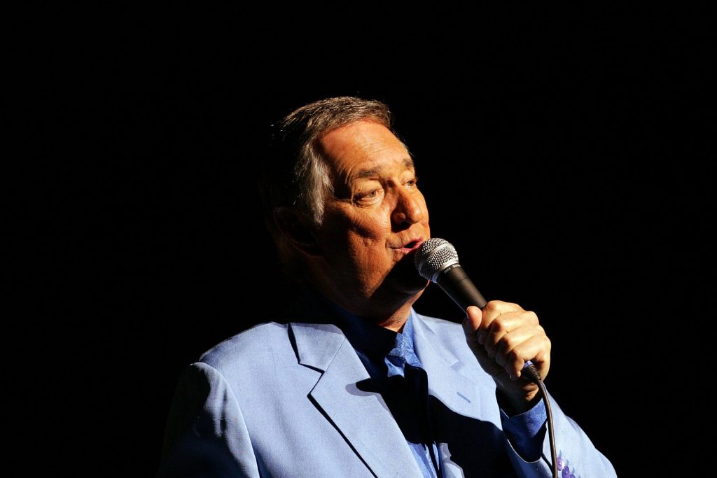 Se revela la causa de la muerte de Neil Sedaka