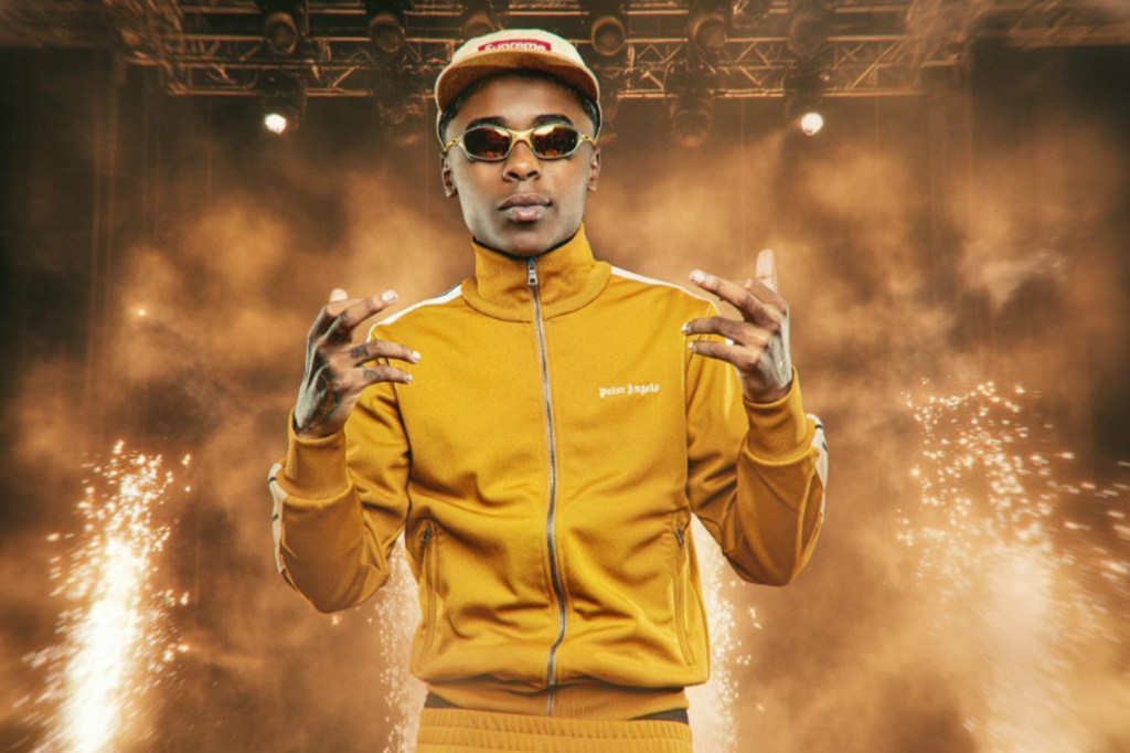 MC Meno K firma con Warner Music y lanza nueva canción de Baile Funk