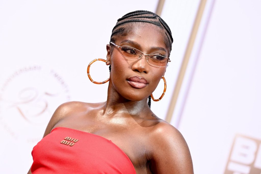 Doechii enfrenta una reacción violenta después de llamar a los gatos 