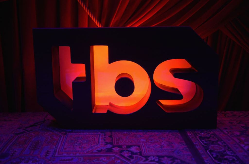 Cómo ver NCAA March Madness en TBS en línea sin cable de forma gratuita