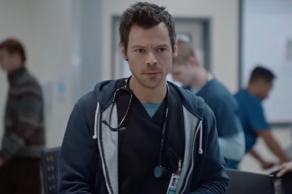 Harry Styles parodia 'The Pitt' en 'SNL': la estrella Supriya Ganesh reacciona