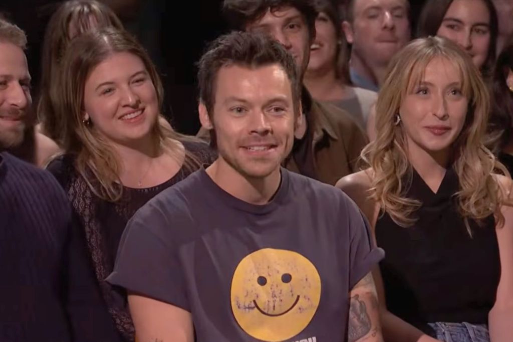 Harry Styles hace una aparición sorpresa en 'SNL' antes del regreso como anfitrión