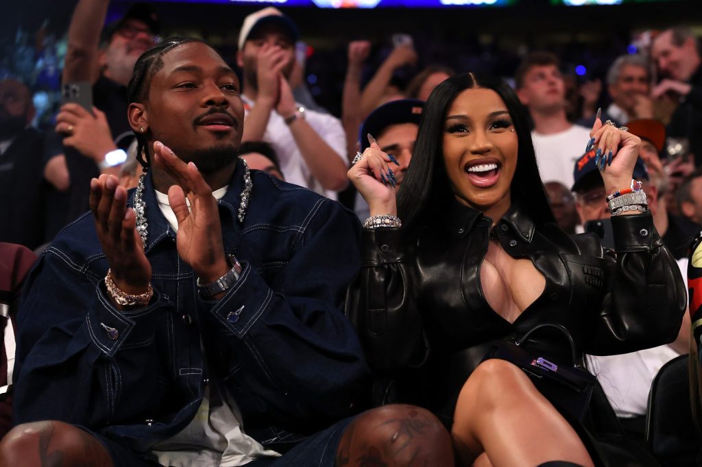 Stefon Diggs asiste al show de Cardi B después de los rumores de ruptura