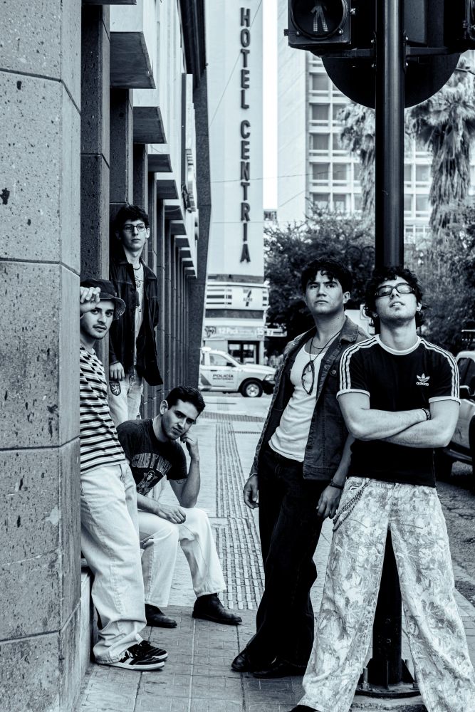 Artistas que debes conocer: Strawberry Pom 