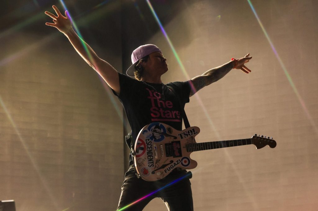 Tom DeLonge de Blink-182 mostró una foto de 'Dead Alien' en la boda