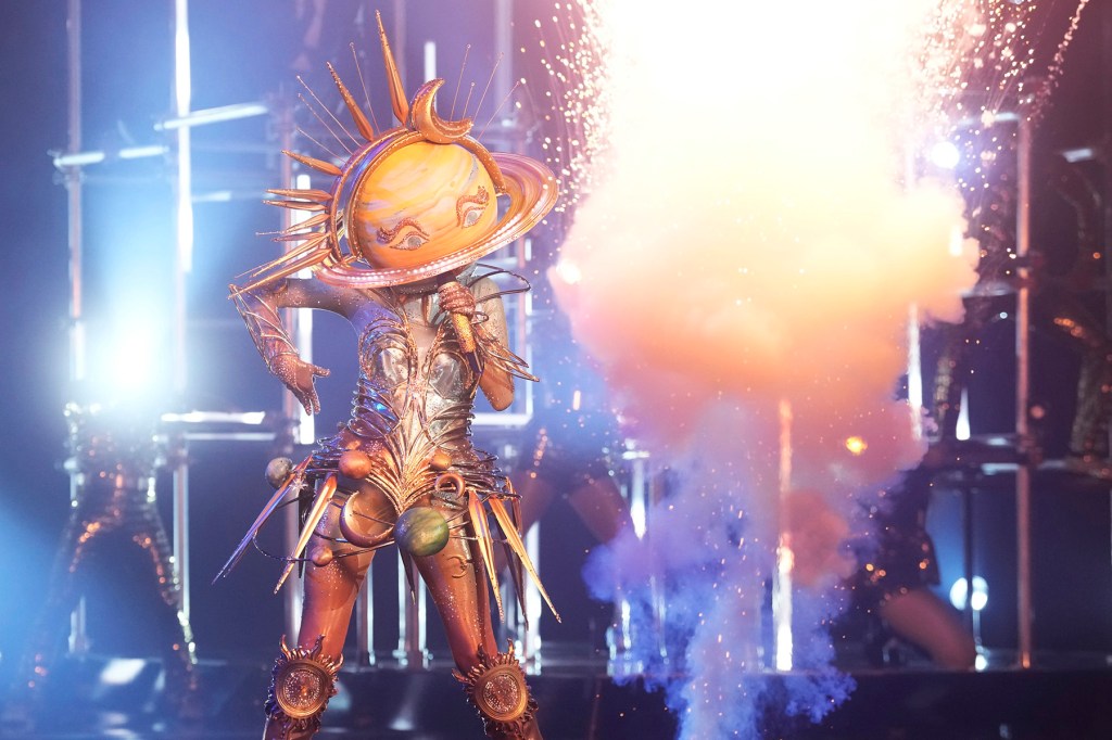 Ganador de la temporada 14 de 'Masked Singer': Entrevista de salida de Galaxy Girl