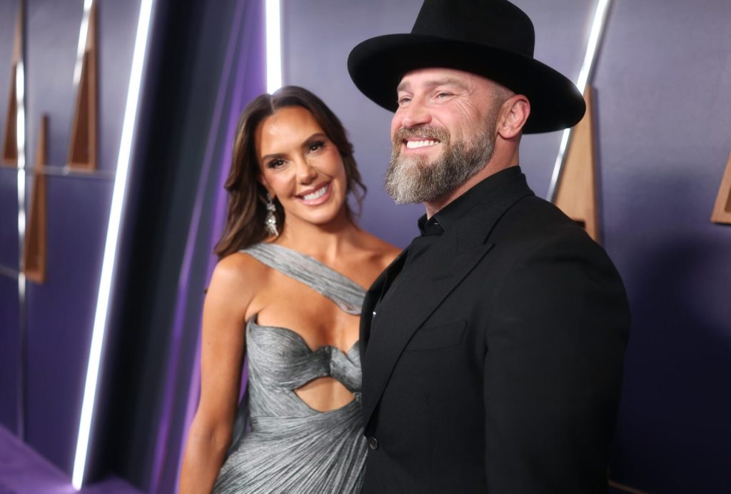 Zac Brown y Kendra Scott se casan en la ceremonia de boda en Grecia