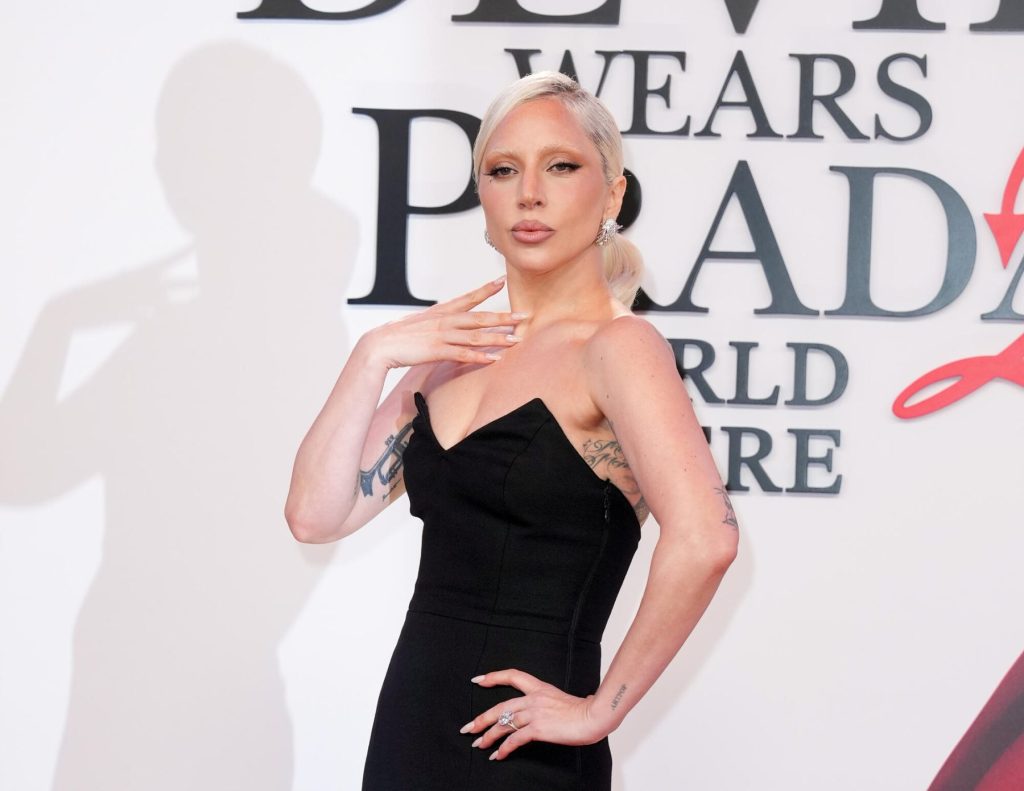 Lady Gaga lidera la banda sonora de 'Devil Wears Prada 2': transmítela ahora