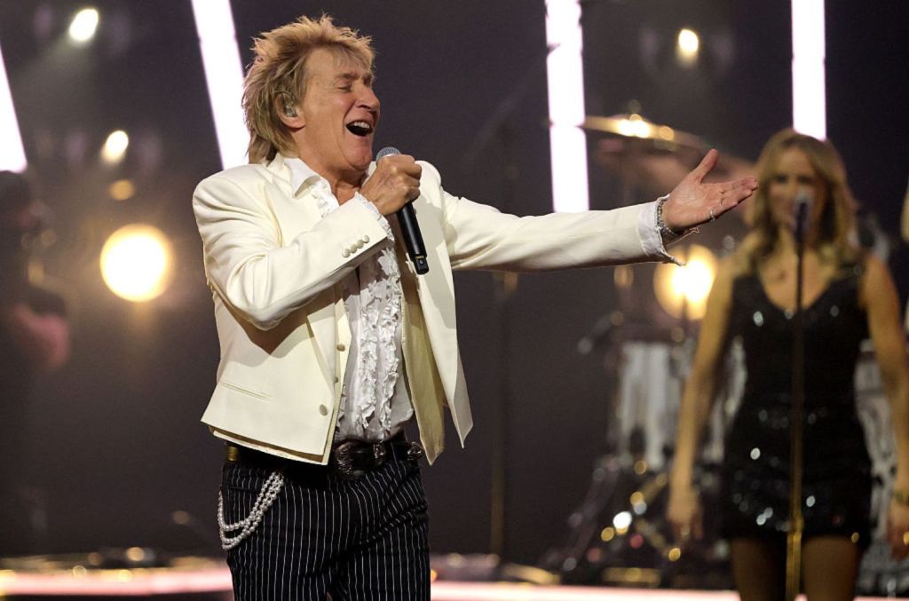 Cómo ver 'Un saludo Grammy a Rod Stewart en vivo' en línea gratis