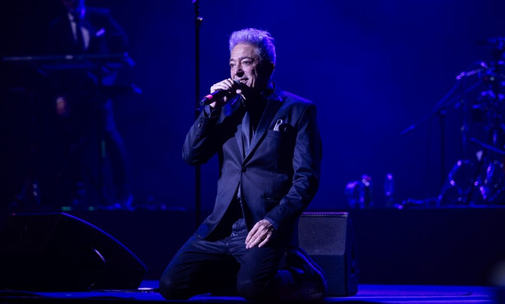 Virus celebró con elegancia los 40 años de 'Locura' en el Gran Rex