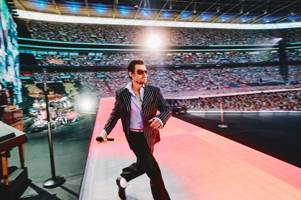 Harry Styles coronado rey del estadio de Wembley: 7 mejores momentos