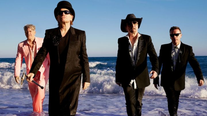 U2 lanzó 