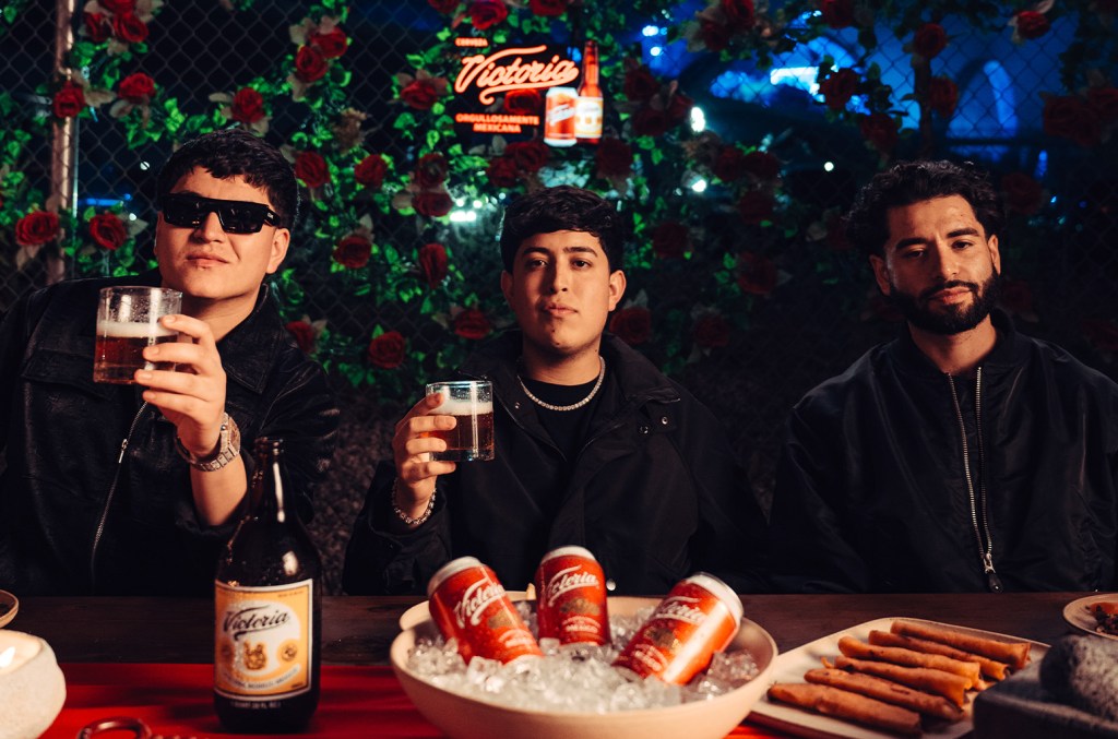 Billboard y Cerveza Victoria celebran el auge de la Música Mexicana