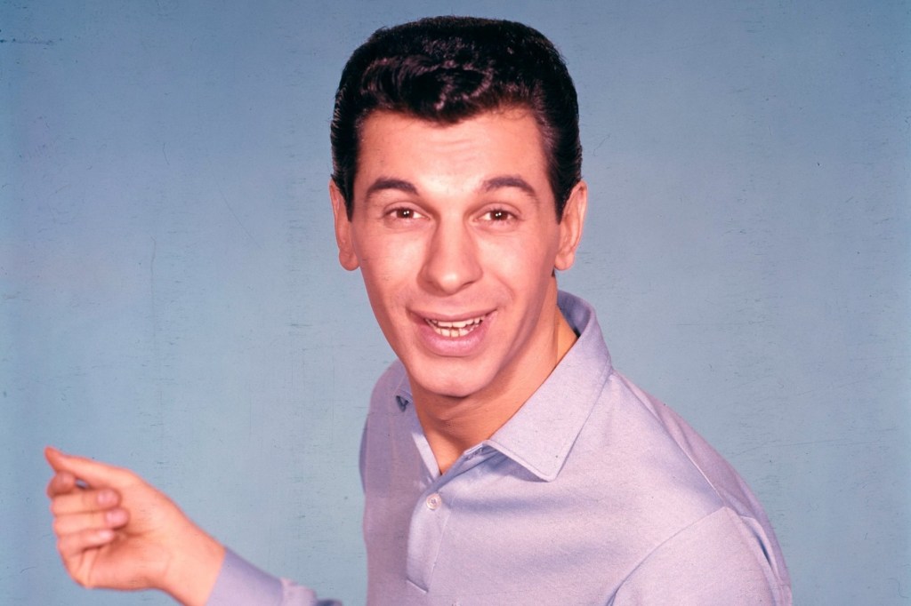 El creador de éxitos de la era del rock and roll muere a los 89 años